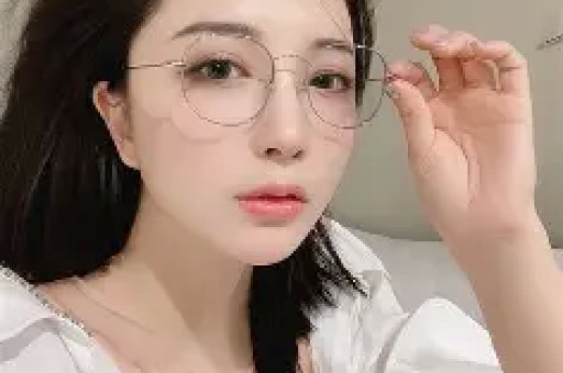 《》免费观看